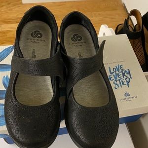 Women's Sillian Bella Mary Jane Flat Size 7 Black